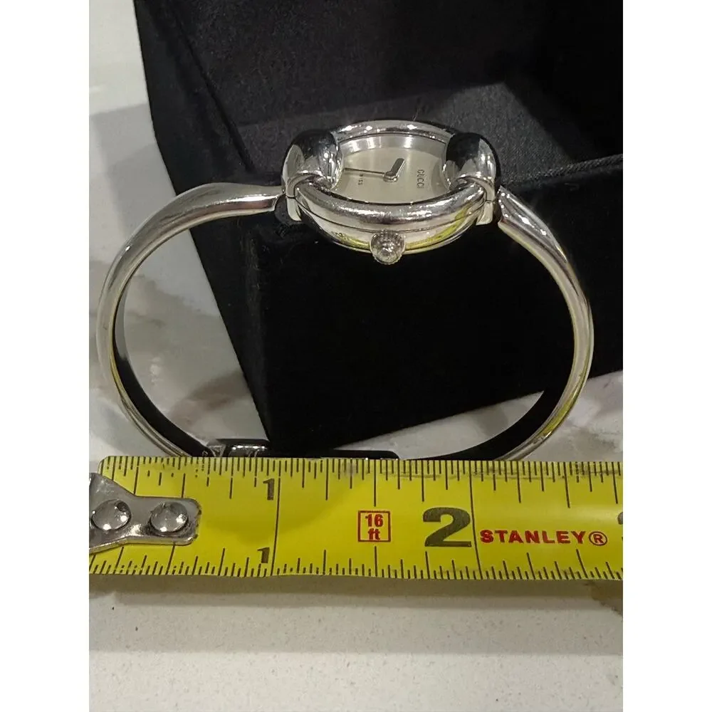 THIS ITEM HAS SOLD ELSEWHERE!!!! 🚨 Gucci 1400L Silver Quartz Watch - Picture 9 of 13